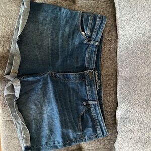 Universal Thread Denim shorts size 22